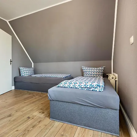 Xxl Reihenhaus Mit Wlan In